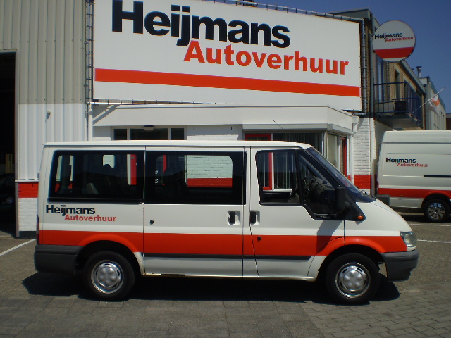 Ford Transit (9 pers.) — foto 1